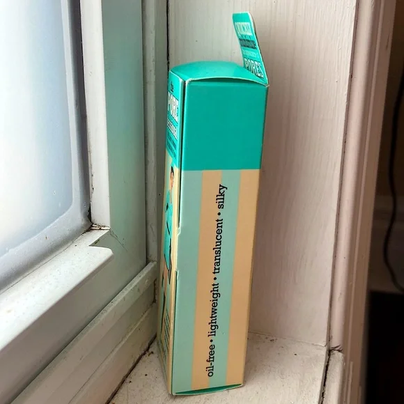 New Benefit The POREfessional Pore Minimizing Primer - Picture 4 of 9